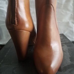 Ankle boots